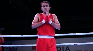 Earlier she was engaged to actor amit sadh, but their relationship broke in 2005. Amit Panghal Requests Kiren Rijiju To Revamp Sports Awards Selection Process