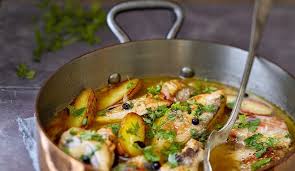Petits Plats Mijotes 8 Idees De Recettes Faciles A Faire Plats Mijotes Plat Idee Repas Facile
