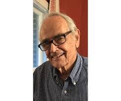 Rebecca Raine's Instagram, Twitter & Facebook