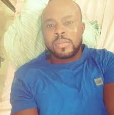 Salmos 34:7 El ángel del SEÑOR acampa alrededor de los que le temen, y los  rescata.🏹🙌🏻📖😇 Pero el ángel les dijo: «No tengan miedo. Miren que les  traigo buenas noticias que serán