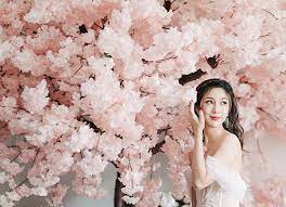 #portraits #fujifilm #x100v #bts #photoshootthe cherry blossoms have bloomed, so we decided to have a mini photoshoot there. Sakura Pre Wedding Photography Cherry Blossom This Love Studio