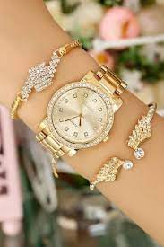 Clariss Marka Gold Kasa Bayan Saat Ve Bileklik Kombini Yakamoz Enleri Womens Watches Luxury Watches Women Fashion Fashion Watches