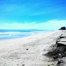 Awesome view van batu buruk beach. Photos At Pantai Batu Buruk Kuala Terengganu Beach