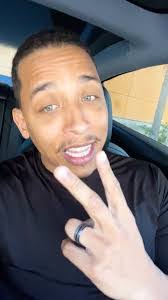 Shane Streeter's Instagram, Twitter & Facebook