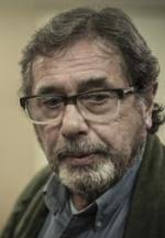 Profesor sztuk teatralnych, doktor honoris causa łódzkiej szkoły filmowej. Janusz Gajos Biografia Zyciorys Zdjecia