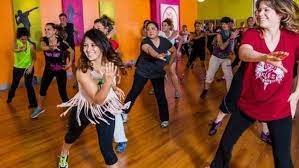 Zumba 2019 lirik & video klip mp4. Lupa Bawa Kaset Beto Ciptakan Zumba Dan Sukses Meraup Ratusan Miliar