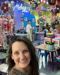 Noreen Craft's Instagram, Twitter & Facebook