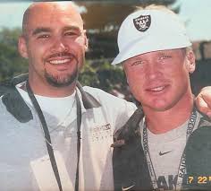 Jon Gruden's suspicious behavior with a female Raiders fan