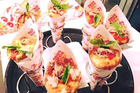 11.12.2021 · c hristmas is in the air! Pizza Korn Startseite Facebook