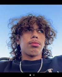 Aaron Sandland's Instagram, Twitter & Facebook