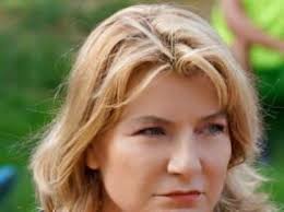 Seara Literară la Biblioteca Municipală Mangalia: O întâlnire cu Mihaela  Aionesei și Virgil Stan