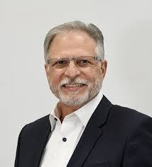 Eric Hurwitz's Instagram, Twitter & Facebook