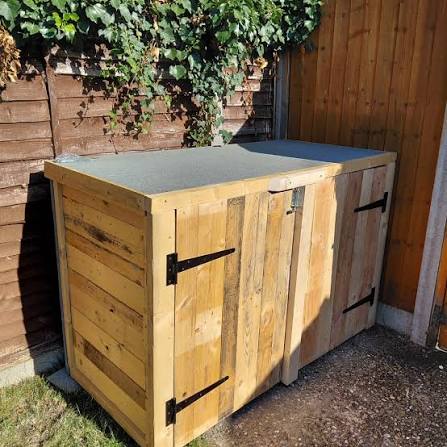 Garbage bin storage