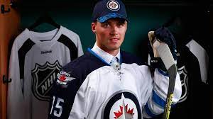 Michael špaček (born 9 april 1997) is a czech professional ice hockey forward. Jets Agree To Terms With Michael Spacek
