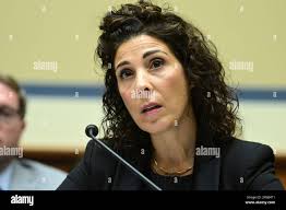 M conti hi-res stock photography and images