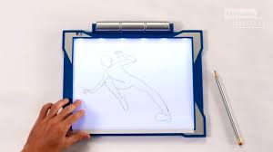 This Light Up Tracing Board Is The Perfect Training Tool For Aspiring Artists