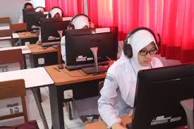 2) bahwa untuk memastikan ketersediaan paket data. Admissions Smk Telkom Purwokerto