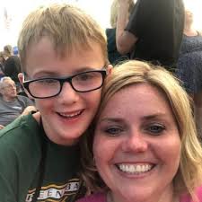 Sheri Hewitt (@SheriHewit)