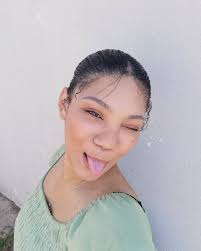 Tamia Phillips's Instagram, Twitter & Facebook