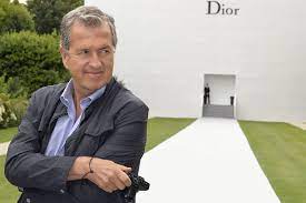 An inside look at the man, the coach and the greatest season in illinois history. Male Models Say Mario Testino And Bruce Weber Sexually Exploited Them The New York Times