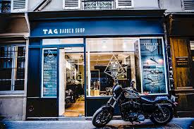 Avant de rejoindre the haircut, il a également été directeur artistique et responsable formation pour la marque vog. Tag Barber Shop