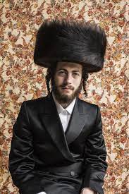 Intimate Portraits Of An Orthodox Jewish Family Jewish Clothing Orthodox Jewish Jewish