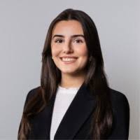 Amanda Santella's Instagram, Twitter & Facebook