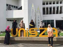 Ya semogalah saya lulus, aminn. Pengalaman Belajar Di Unisza Zixioni