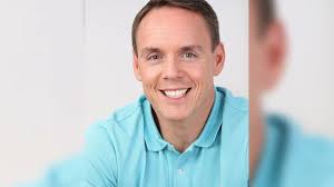 Dr. Michael K. Eichler mit dem Global Spine Diploma ausgezeichnet