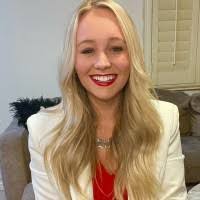 Mindy Anderson's Instagram, Twitter & Facebook