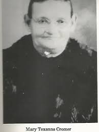 Karen's grandmother, Rose (Steinberg) Treiger was born 1904 in Samke,  Russia (Belarus). She was the youngest of five Steinberg children and  immigrated with her family to the United States in 1911, settling