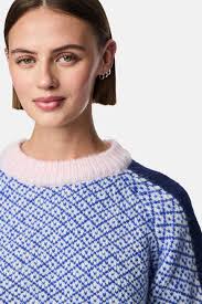 Pull met ronde hals