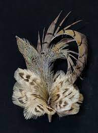 Feather Brooch Hat Pins 6 Wendy Goode Feather Hair Pieces Feather Crafts Feather Crafts Diy