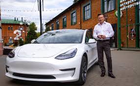 Download the tesla app for iphone and android to control and remotely monitor your tesla products. Vladelec Vtoroj Tesla V Tule My Vse Peresyadem Na Elektrokary Novosti Kompanij Tuly I Oblasti Myslo Ru