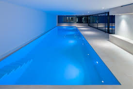 Energiesparender Freischwimmer Architektur Wohnhaus Haus