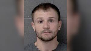 Man with 22 warrants out for vehicle thefts, break-ins turns himself in