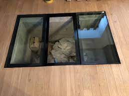 Pour des raisons esthétiques et pratiques, la dalle de plancher est un moyen très innovant pour capter la lumière et donner des effets de transparence dans une pièce. Plancher De Verre Sur Mesure Pour Cave A Vin