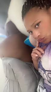 Iris cormier (@mrzcormier)