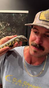 Excuse me #LosersBar…thanks for letting us crash last night. @Ella Lan...