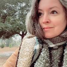 Kasey Amos's Instagram, Twitter & Facebook