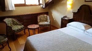 We loved the tiny but well appointed lobby bar. Best Western Bisanzio Picture Of Hotel Bisanzio Venice Tripadvisor
