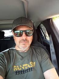 Lo que tenemos que entender todos sobre la vida. Quizás algún día nos demos  en cuenta que la vida no nos exige tanto, tanto sacrificio tanto estrés,  tanto cansancio tal vez solamente