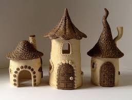 Ceramic Fairy House Warm White And Red 32 00 Via Etsy Minyatur Bahceler Masal Evleri Minyaturler