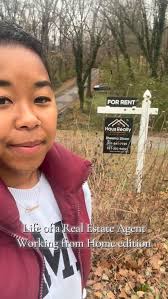 They say “work-life balance”… then they meet a realtor. 🤣🔑 Amanda Lavender  Licensed RE Salesperson Signature Premier Properties (C) 516-835-2804 (O)  516-799-7100