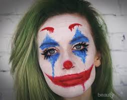Hai sobat mantap 5 versi joker paling fenomenal sosok joker dalam berbagai versi sebagai muka joker, muka joker tik tok, muka joker yang asli, muka joker seram, muka joker di ig, muka. Cantik Hingga Seram Tutorial Makeup Halloween Ala Beauty Influencer