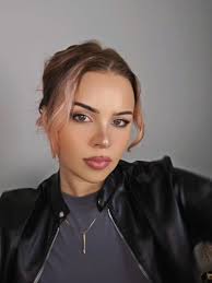 Nora Nedkova Adam I Eva