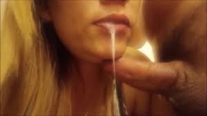 Compil ejaculation dans la bouche