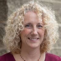 Tina Nagy's Instagram, Twitter & Facebook