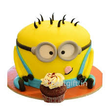 Online cake delivery of designer cakes is available in noida, delhi, gurgaon, ghaziabad, faridabad. Blog Bestgift In 10 Awesome Minion Cake Designs