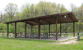 Its wooded hilly terrain surrounds beautiful kent lake. Milford Michigan Park Kensington Metropark